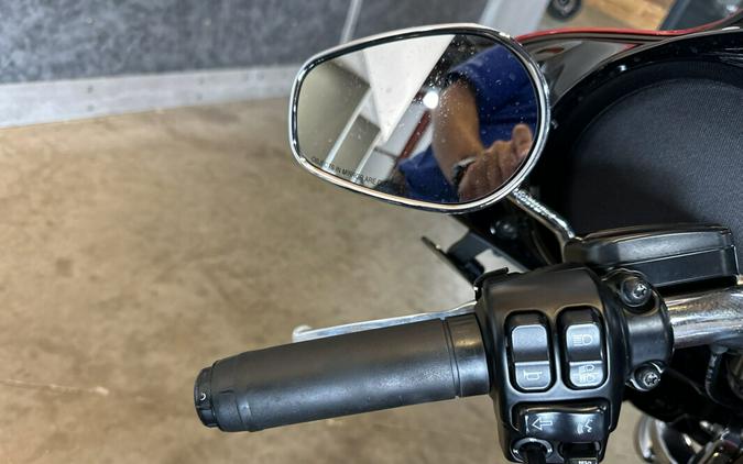 2019 Harley-Davidson® Ultra Limited FLHTK