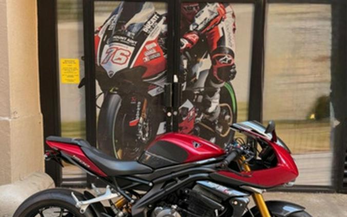 2022 Triumph Speed Triple 1200 RR Red Hopper Storm Grey