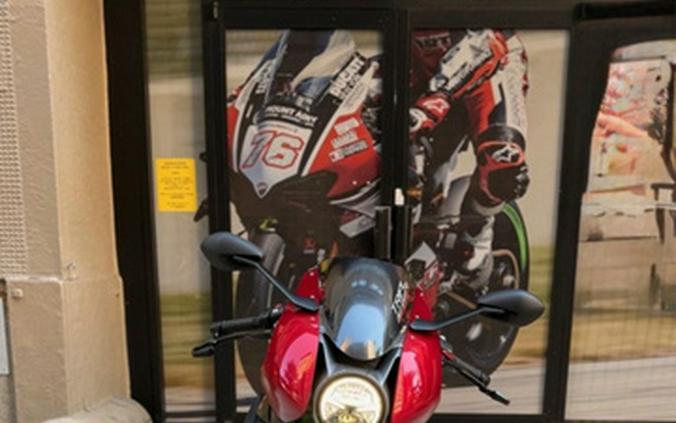 2022 Triumph Speed Triple 1200 RR Red Hopper Storm Grey