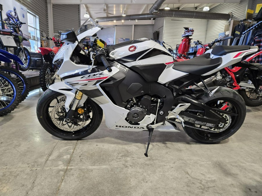 2026 Honda CBR1000RR ABS
