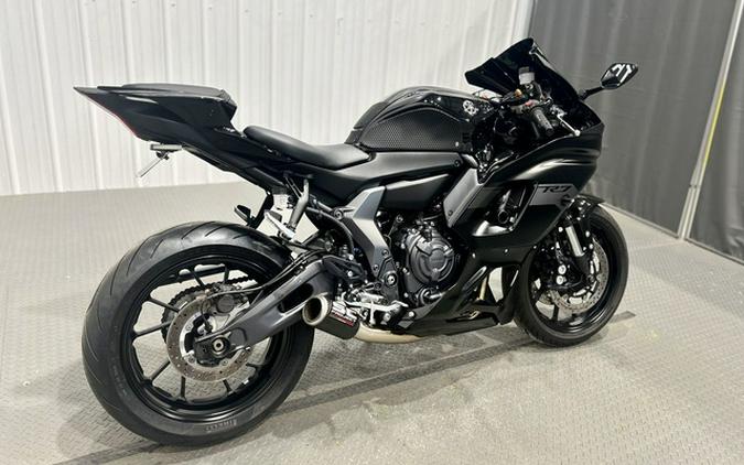 2025 Yamaha YZF-R7 R7