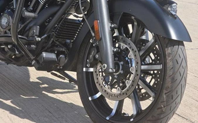 2023 Indian Chieftain Dark Horse Black Smoke Dark Horse Sagebrush Smoke