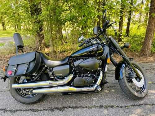 2019 Harley Sportster Superlow vs. 2019 Honda Shadow Phantom