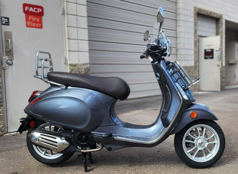 2023 Vespa Primavera 150 Touring