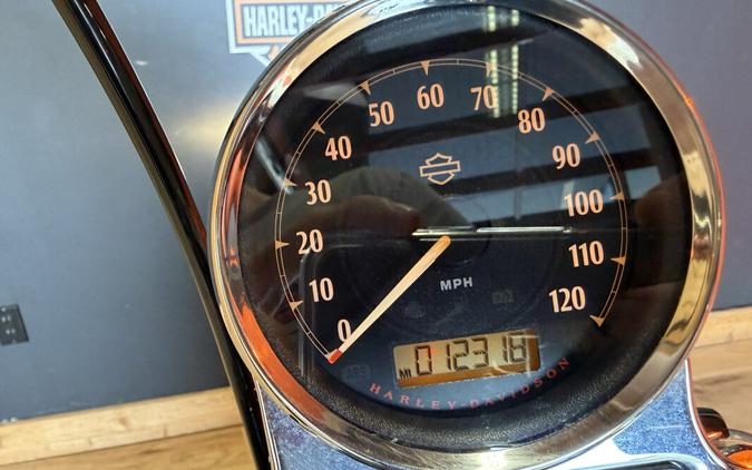 XL 1200V 2016 Seventy-Two®