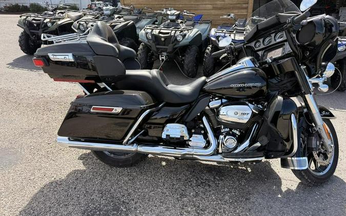 2018 Harley-Davidson® FLHTCU - Electra Glide® Ultra Classic®