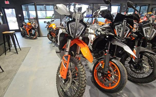 2023 KTM 890 Adventure R