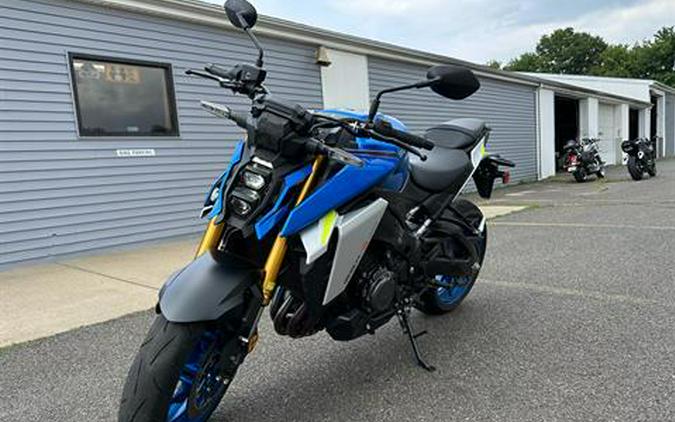 2023 Suzuki GSX-S1000