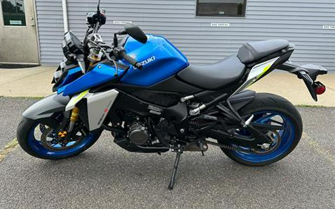 2023 Suzuki GSX-S1000