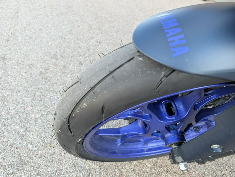 2023 Yamaha YZF-R3 ABS
