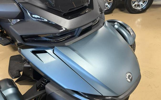 2026 Can-Am® Spyder RT Limited Dark