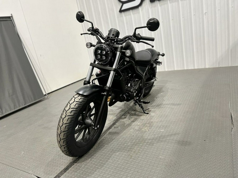 2026 Honda Rebel 300 E-Clutch