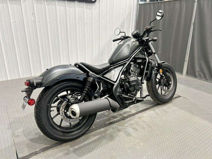 2026 Honda Rebel 300 E-Clutch