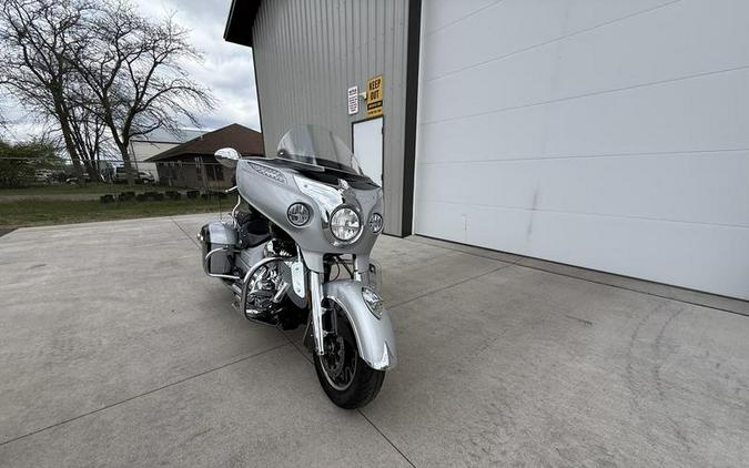 2017 Indian Motorcycle® Chieftain® Wildfire Red Over Thunder Black