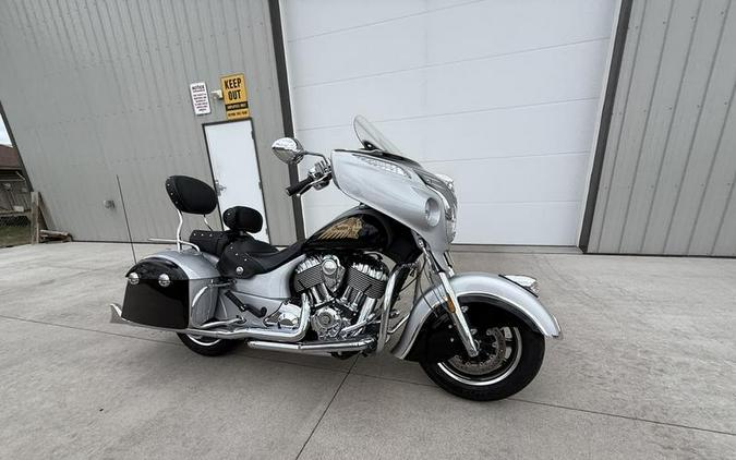 2017 Indian Motorcycle® Chieftain® Wildfire Red Over Thunder Black