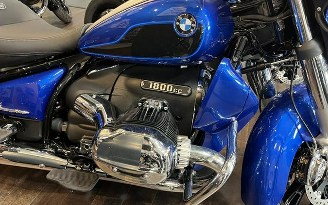 2024 BMW R 18 Transcontinental Racing Blue Metallic