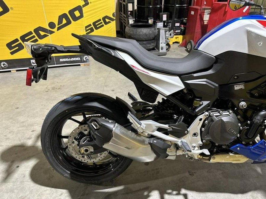 2024 BMW F 900 R Sport