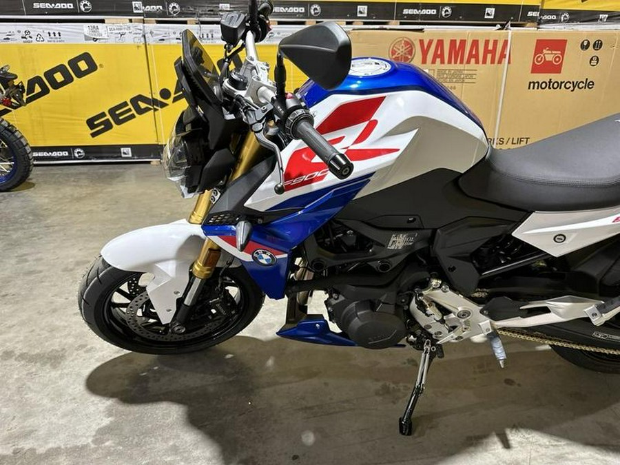 2024 BMW F 900 R Sport