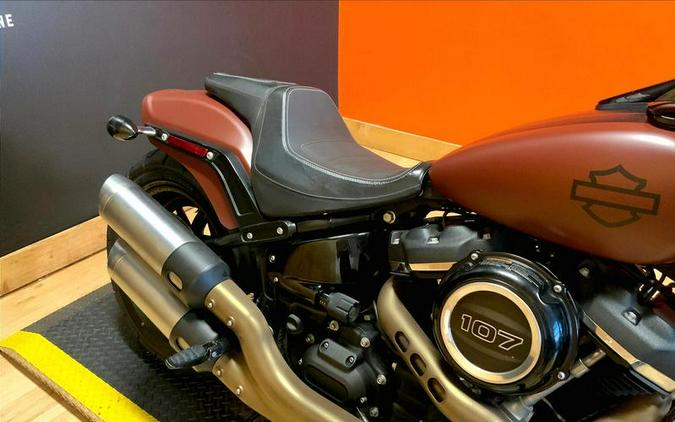 2018 Harley-Davidson® FXFB - Softail® Fat Bob®