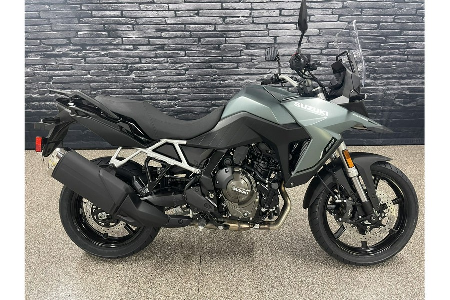 2024 Suzuki V-STROM 800