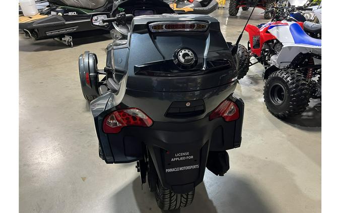 2019 Can-Am Spyder® RT Limited SE6 - Dark Edition