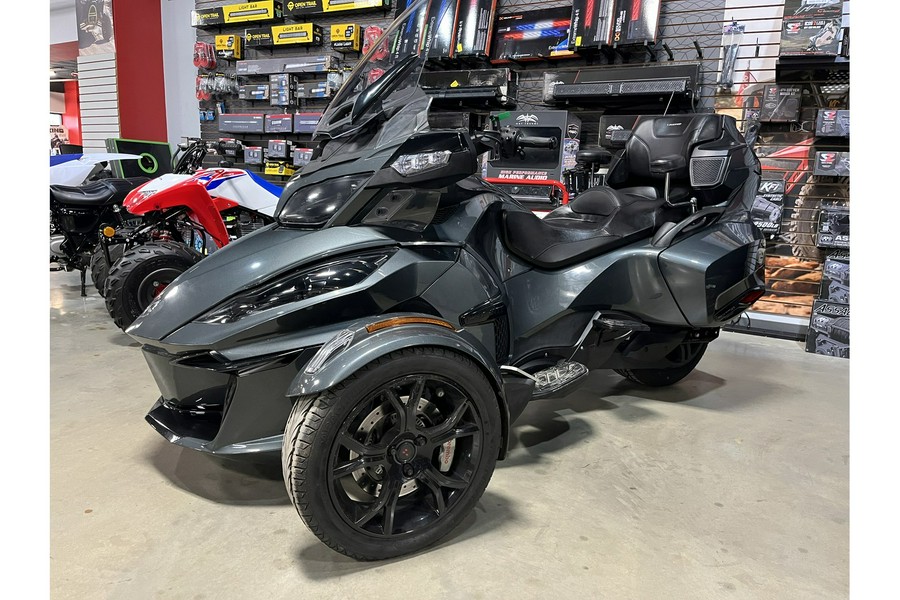 2019 Can-Am Spyder® RT Limited SE6 - Dark Edition