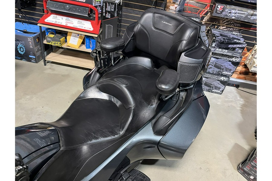 2019 Can-Am Spyder® RT Limited SE6 - Dark Edition