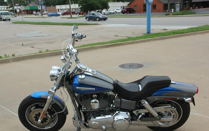 2009 Harley-Davidson CVO Fat Bob Denim Granite with Electric Blue Fade