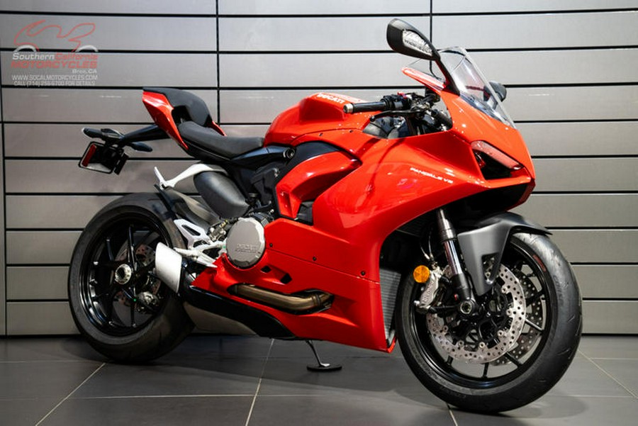 2025 Ducati Panigale V2 Ducati Red