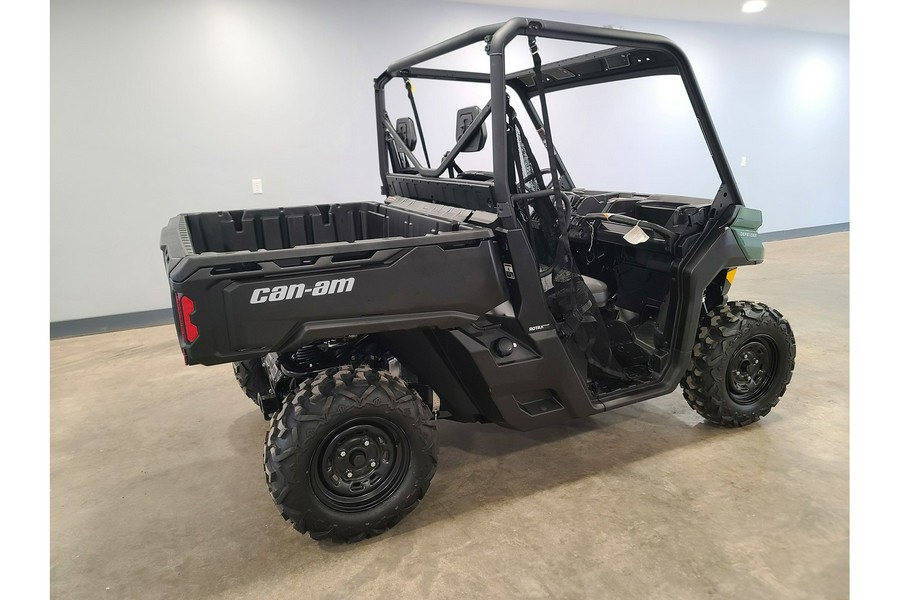 2026 Can-Am Defender HD7