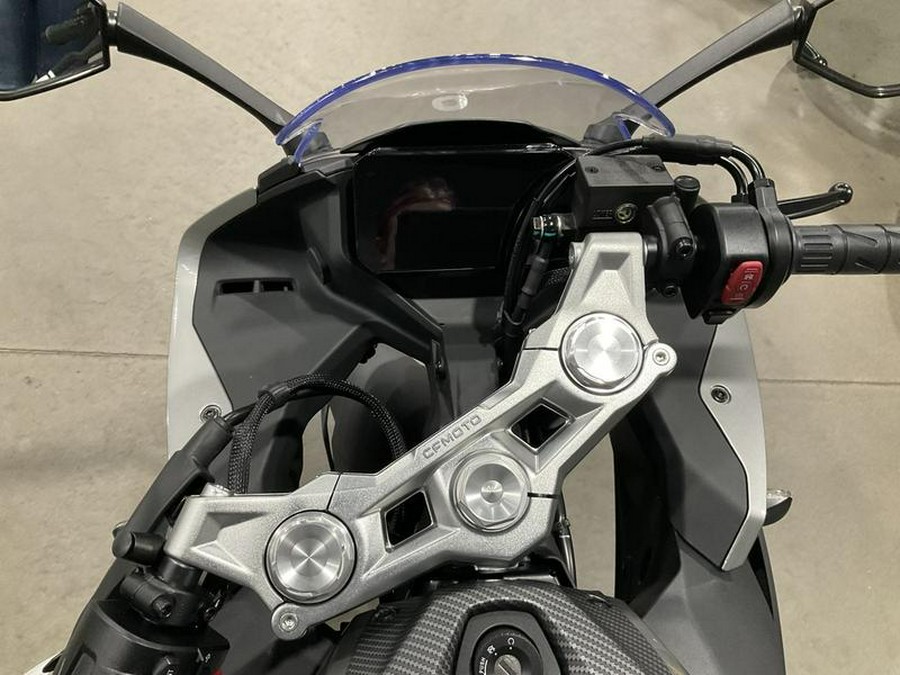 2026 CFMOTO 300SS