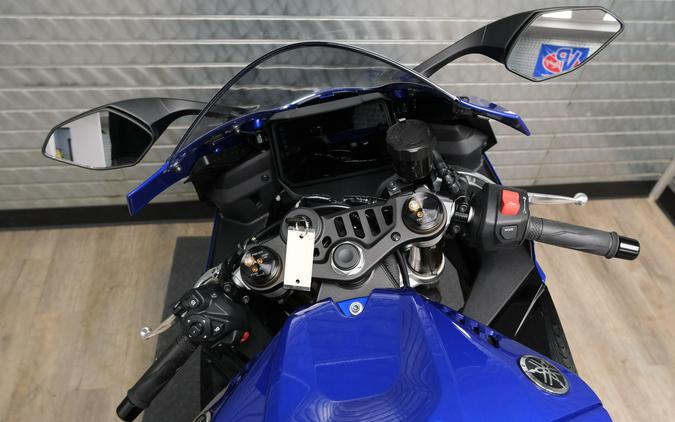 2026 YAMAHA YZFR9