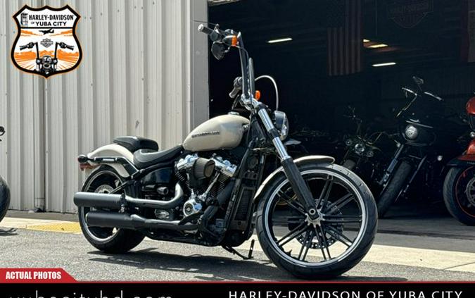 2018 Harley-Davidson Breakout