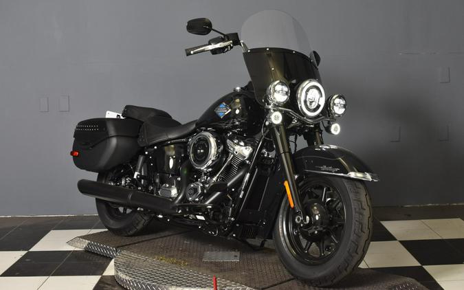2026 Harley-Davidson Heritage Classic FLHC