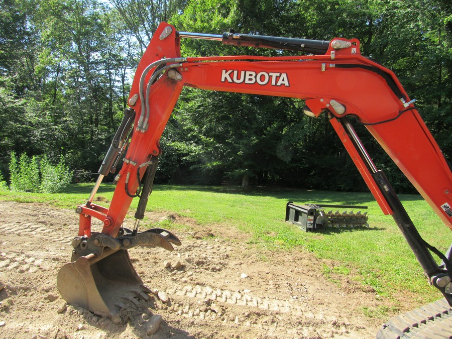 2021 Kubota KX 040-4 WITH THUMB AND ANGLE BLADE