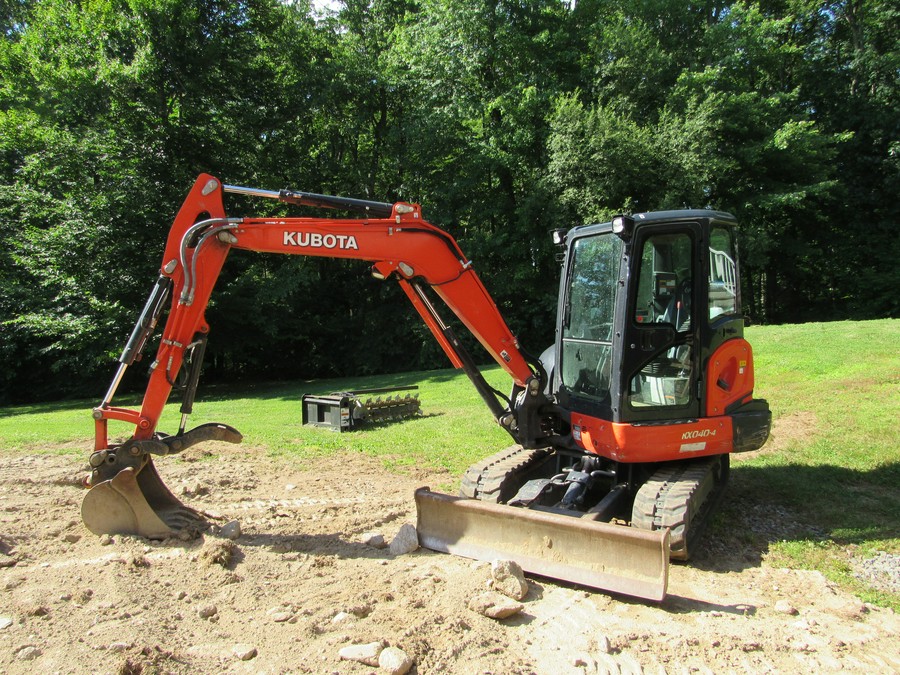 2021 Kubota KX 040-4 WITH THUMB AND ANGLE BLADE