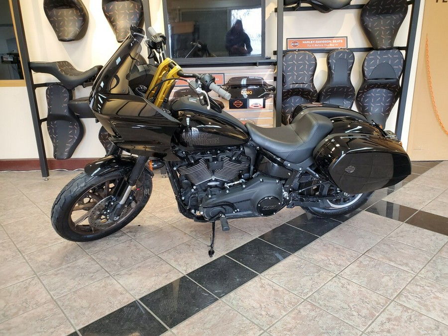 2023 Harley-Davidson Low Rider ST Vivid Black - Black Finish
