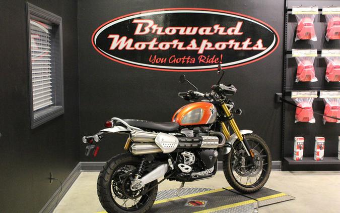 2022 TRIUMPH Scrambler 1200 XE Gold Line Baja Orange / Silver I