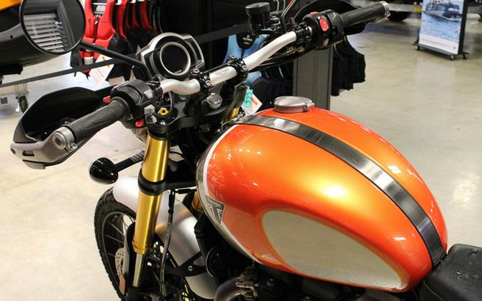 2022 TRIUMPH Scrambler 1200 XE Gold Line Baja Orange / Silver I