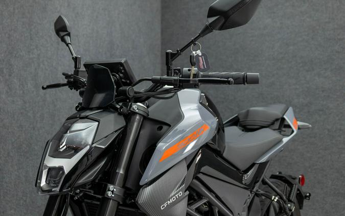 2023 CFMOTO 300NK W/ABS