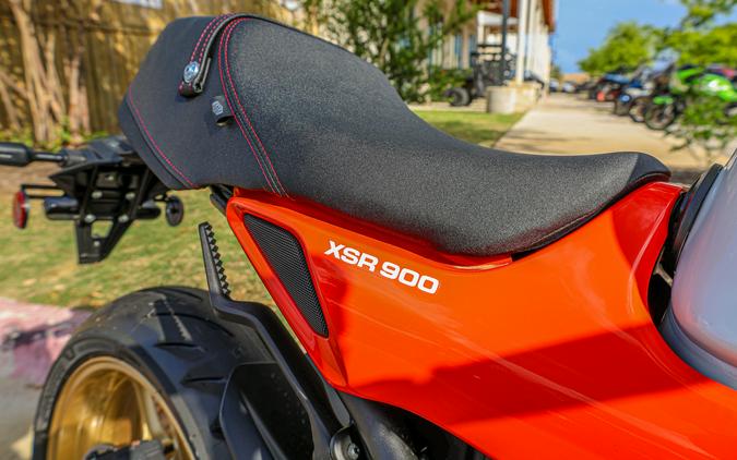 2026 YAMAHA XSR900