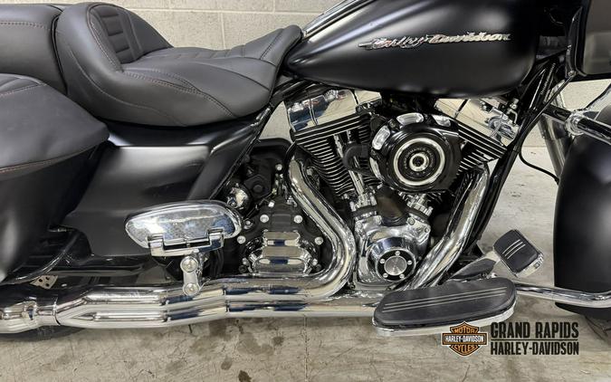2015 Harley-Davidson® FLTRX - Road Glide®