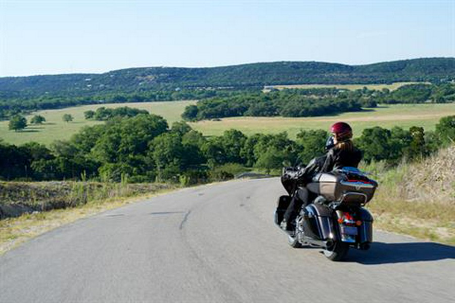 2018 Indian Motorcycle Roadmaster® ABS