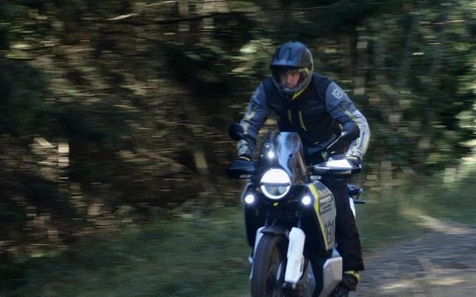 2025 Husqvarna Norden 901