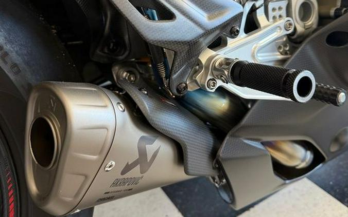 2021 Ducati Panigale V4 SP Winter Test Livery