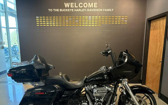 2019 Harley-Davidson® Road Glide® Vivid Black