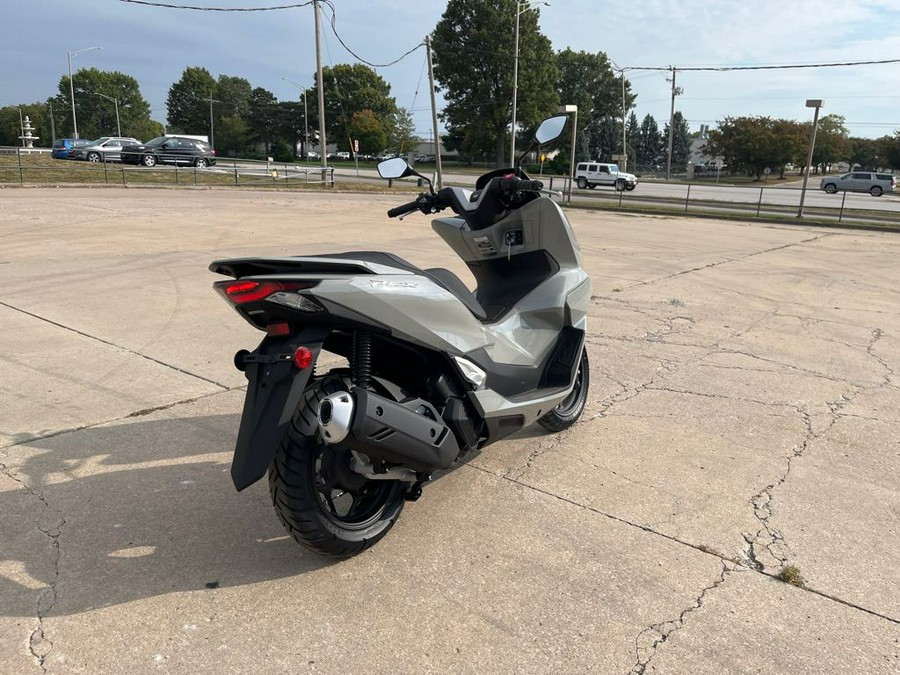 2025 Honda PCX ABS