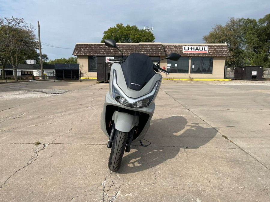 2025 Honda PCX ABS