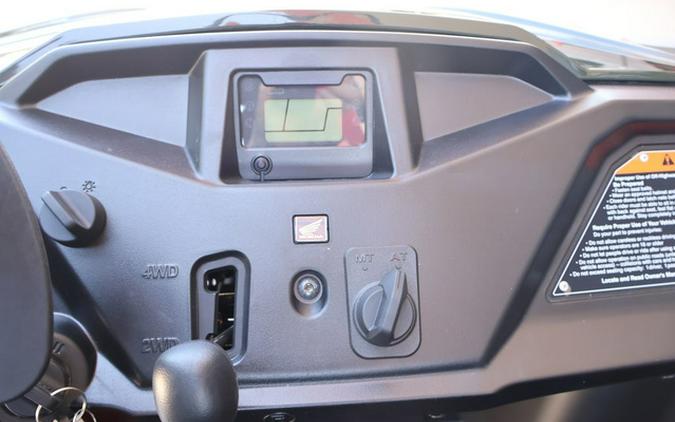 2026 Honda Pioneer 520