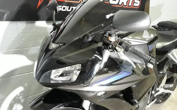 2007 CBR1000RR - Honda